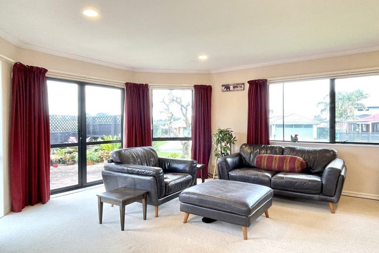 Photo of property in 1 Oleander Lane, Mount Maunganui, 3116