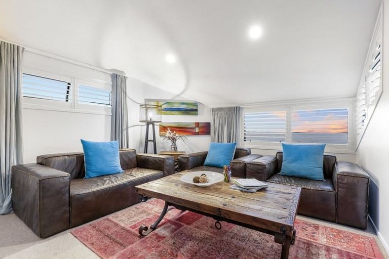 Photo of property in 86 Vipond Road, Stanmore Bay, Whangaparaoa, 0932