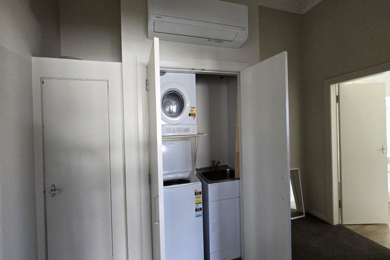 Photo of property in 44 Ellice Street, Mount Victoria, Wellington, 6011