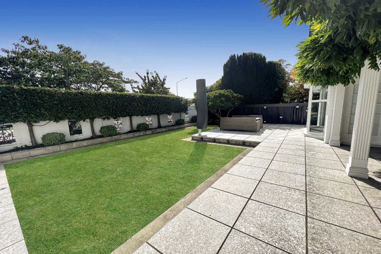 Photo of property in 96 Glandovey Road, Fendalton, Christchurch, 8052