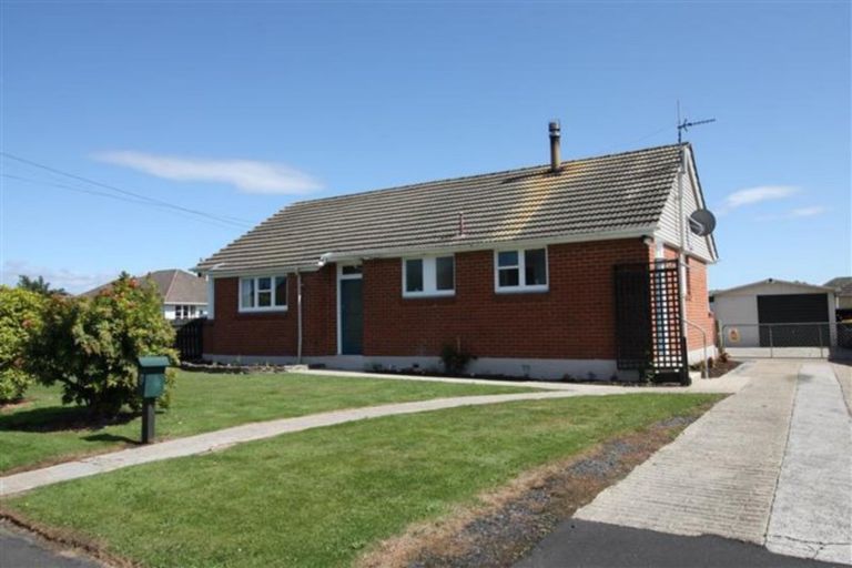 Photo of property in 16 Doon Street, Mosgiel, 9024