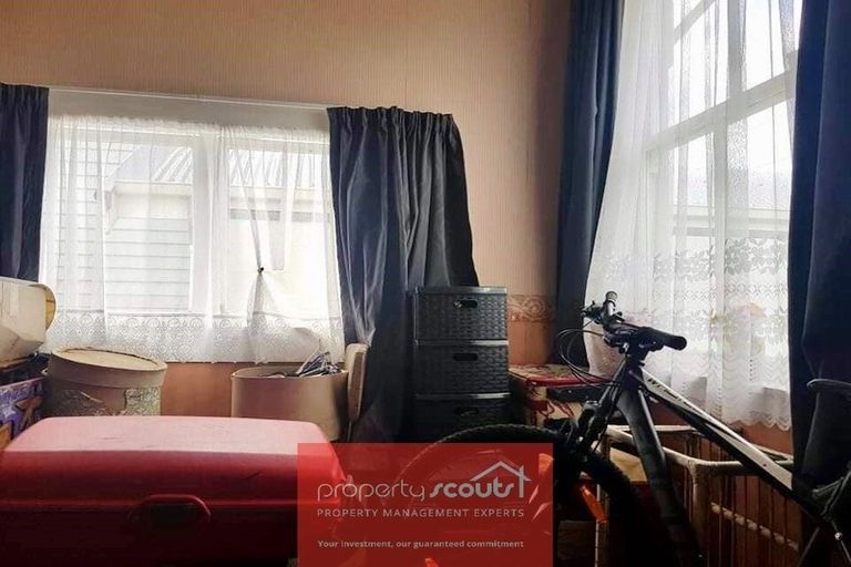 Photo of property in 253 Courtenay Street, Strandon, New Plymouth, 4312