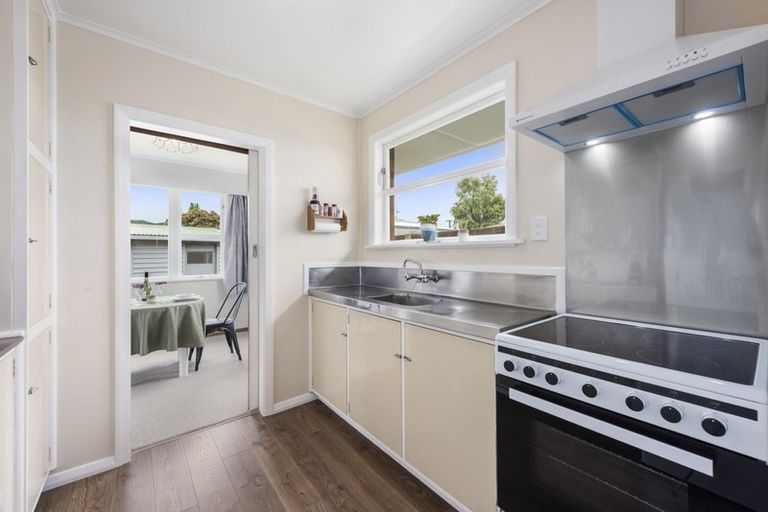 Photo of property in 59 Kashmir Avenue, Clouston Park, Upper Hutt, 5018