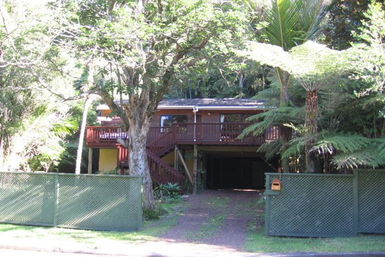 Photo of property in 226 Konini Road, Titirangi, Auckland, 0604