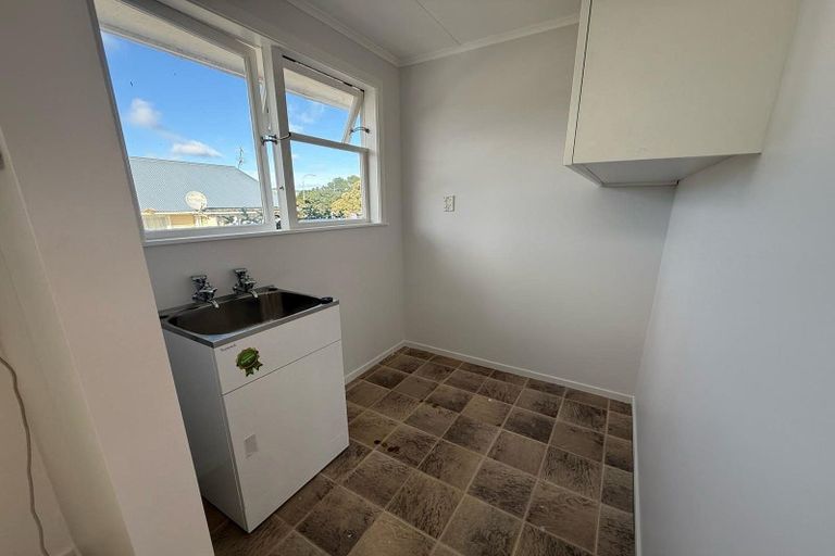 Photo of property in 3 Passive Grove, Ascot Park, Porirua, 5024