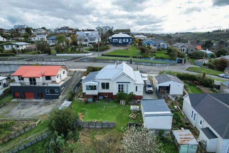 Photo of property in 11 Hull Street, South Hill, Oamaru, 9400