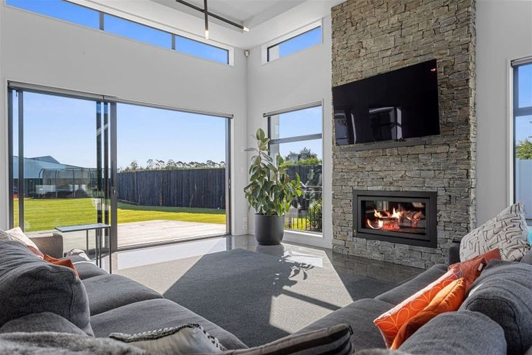 Photo of property in 711 Hills Road, Marshland, Christchurch, 8051