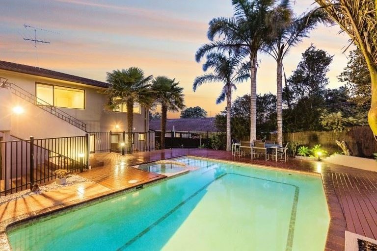 Photo of property in 100 Porritt Avenue, Chatswood, Auckland, 0626