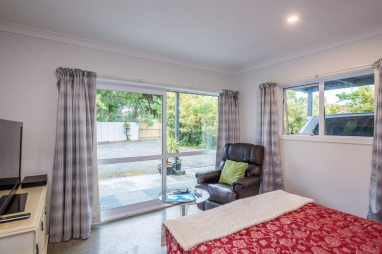 Photo of property in 75 Atkinson Avenue, Otaki Beach, Otaki, 5512