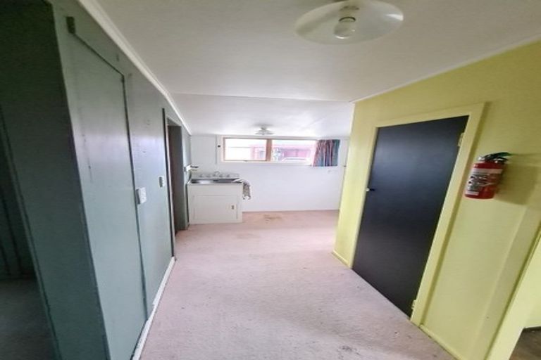 Photo of property in 920 Richmond Road, Lepperton, New Plymouth, 4373