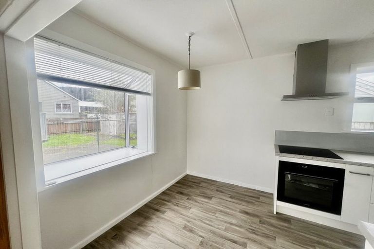 Photo of property in 8 Gillespie Street, Taita, Lower Hutt, 5011