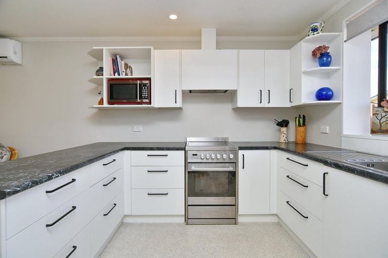 Photo of property in 13b Charles Street, Rangiora, 7400