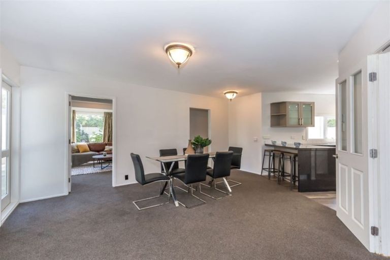 Photo of property in 74a Memorial Avenue, Ilam, Christchurch, 8053