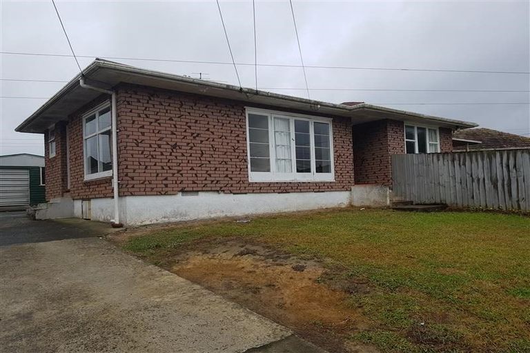 Photo of property in 3 Fisher Crescent, Otara, Auckland, 2023