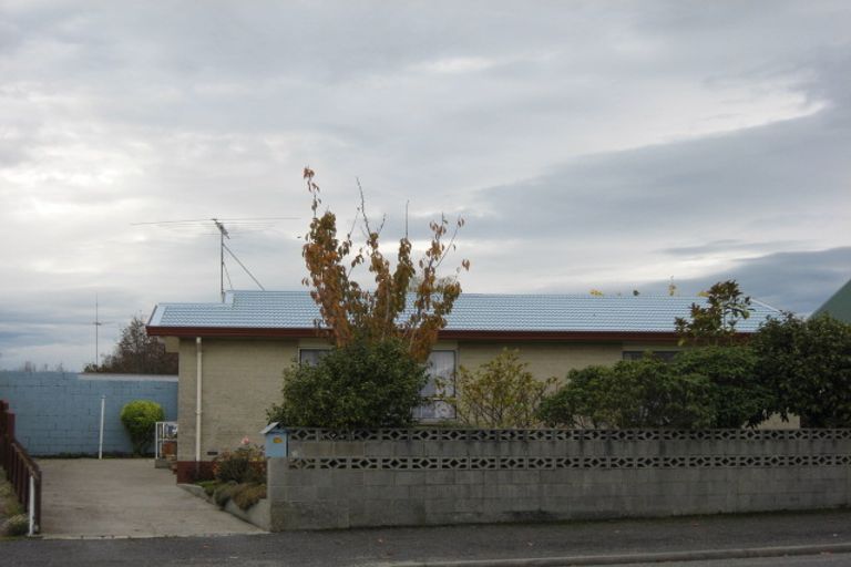 Photo of property in 18 Ossian Street, Milton, 9220