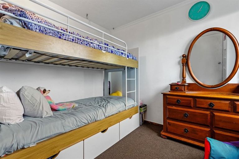 Photo of property in 48 Nursery Road, Phillipstown, Christchurch, 8011