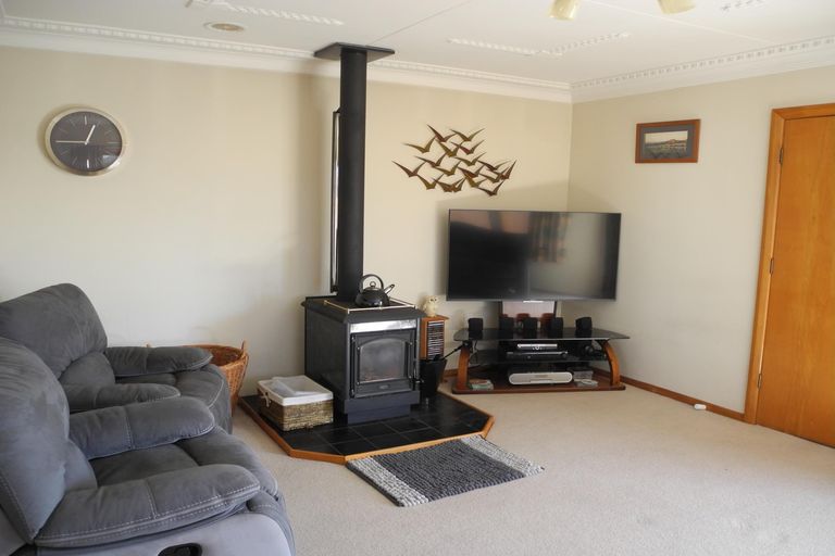 Photo of property in 21 Harris Street, Waimate, 7924