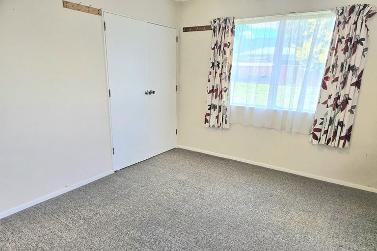 Photo of property in 25a Omaha Grove, Totara Park, Upper Hutt, 5018