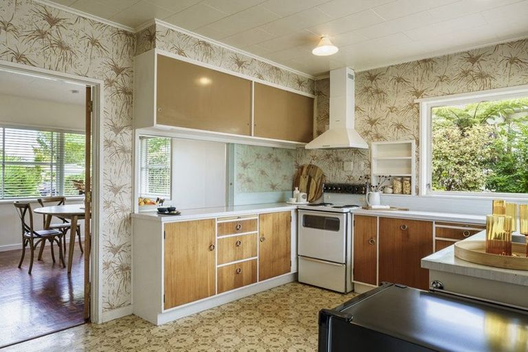 Photo of property in 37 Bill Hercock Street, Pirimai, Napier, 4112