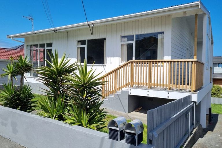 Photo of property in 29 Trent Street, Island Bay, Wellington, 6023