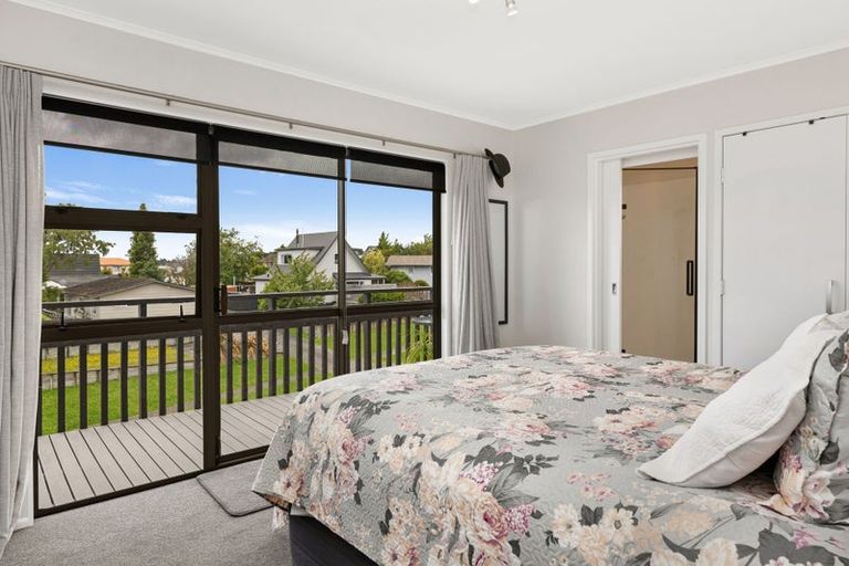 Photo of property in 4 Kempton Place, Richmond Heights, Taupo, 3330