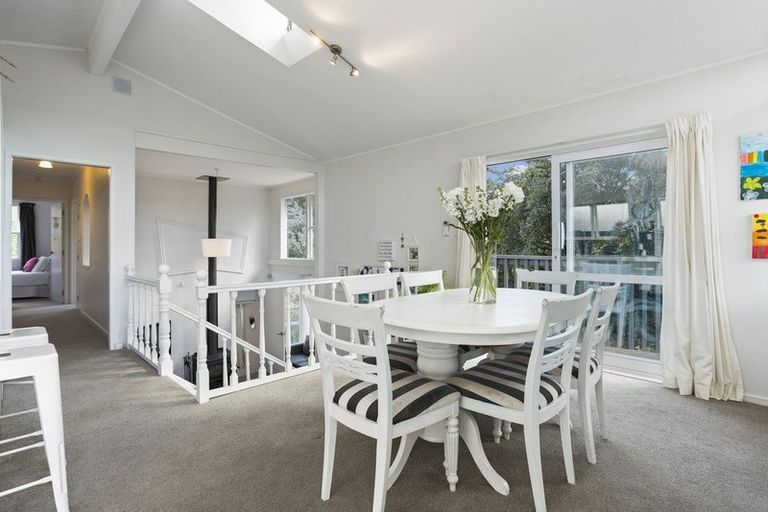 Photo of property in 202 Verbena Road, Birkdale, Auckland, 0626