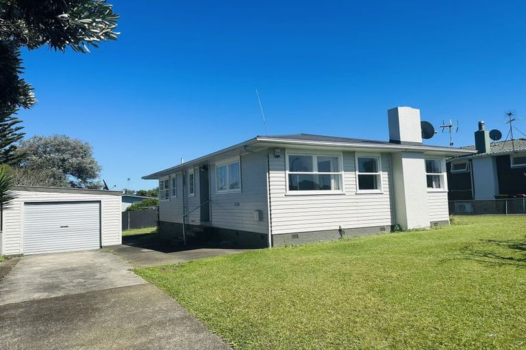 Photo of property in 10 Winsford Street, Manurewa, Auckland, 2102