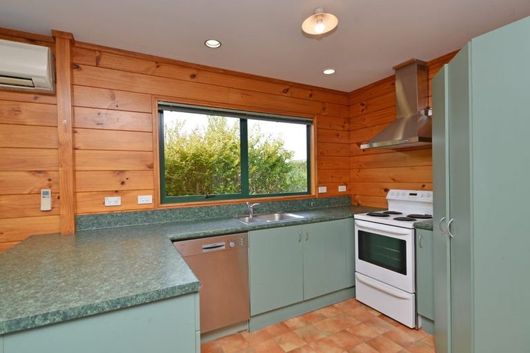 Photo of property in 74a Guadeloupe Crescent, Grenada Village, Wellington, 6037