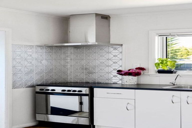 Photo of property in 52 Campbell Street, Leamington, Cambridge, 3432