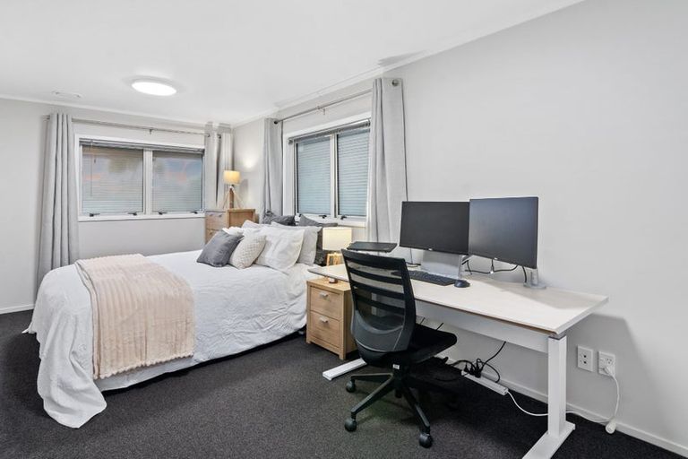 Photo of property in 7b Glenvar Road, Torbay, Auckland, 0630