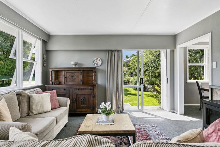 Photo of property in 2/79 Taupo View Road, Taupo, 3330