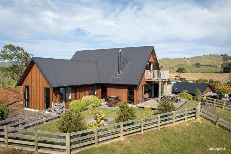 Photo of property in 11 Parkers Access Road, Waitetuna, Raglan, 3295