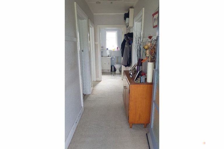 Photo of property in 58 Wilkin Street, Waimate, 7924