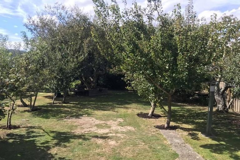 Photo of property in 11 Benge Crescent, Naenae, Lower Hutt, 5011