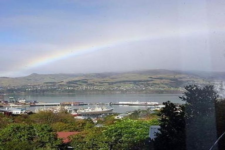 Photo of property in 57 Hawkhurst Road, Lyttelton, 8082