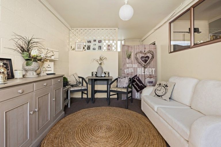 Photo of property in 32b Sanders Avenue, Marewa, Napier, 4110