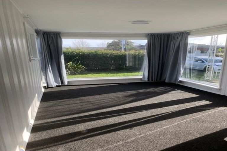 Photo of property in 72 Main North Road, Papanui, Christchurch, 8052