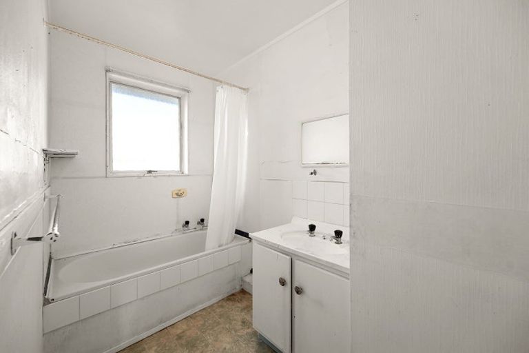 Photo of property in 16a Bradley Place, Nawton, Hamilton, 3200