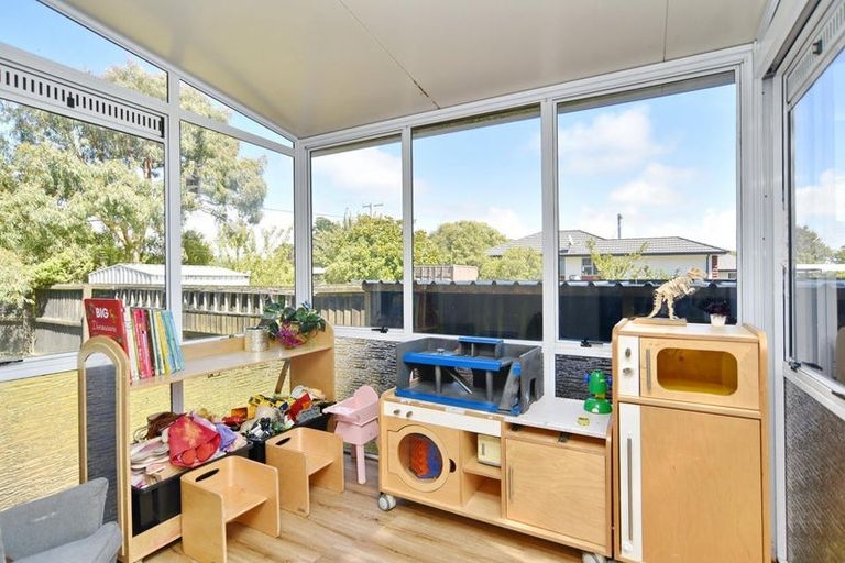 Photo of property in 33 Heyders Road, Spencerville, Christchurch, 8083