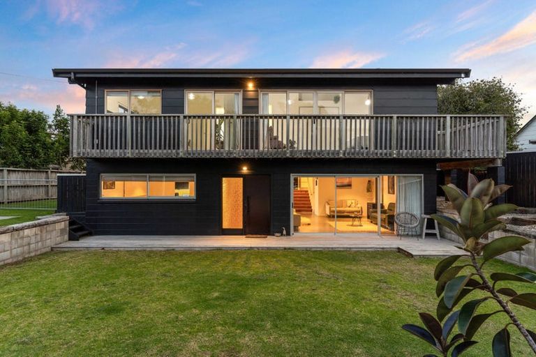 Photo of property in 105 Blane Place, Whangamata, 3620