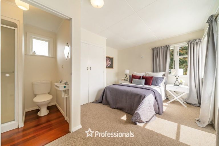 Photo of property in 135 Kings Crescent, Hutt Central, Lower Hutt, 5010