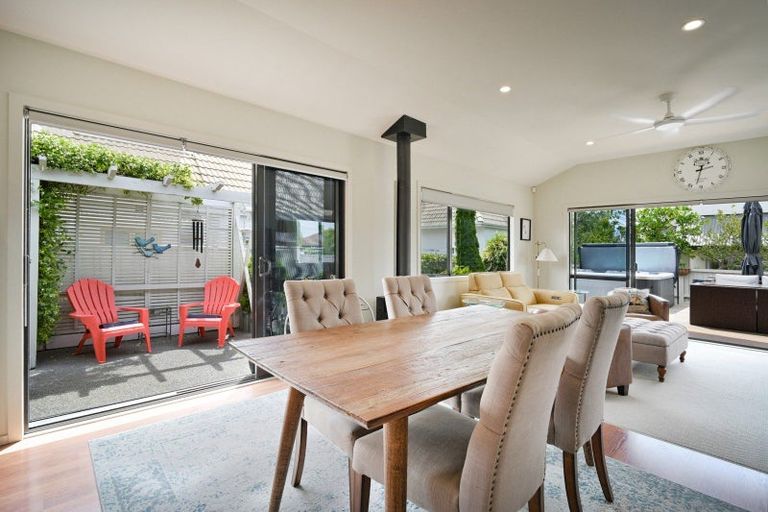 Photo of property in 26a Fulford Road, Havelock North, 4130