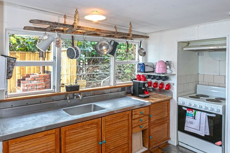 Photo of property in 974 Thames Coast Sh25 Road, Kereta, Thames, 3575