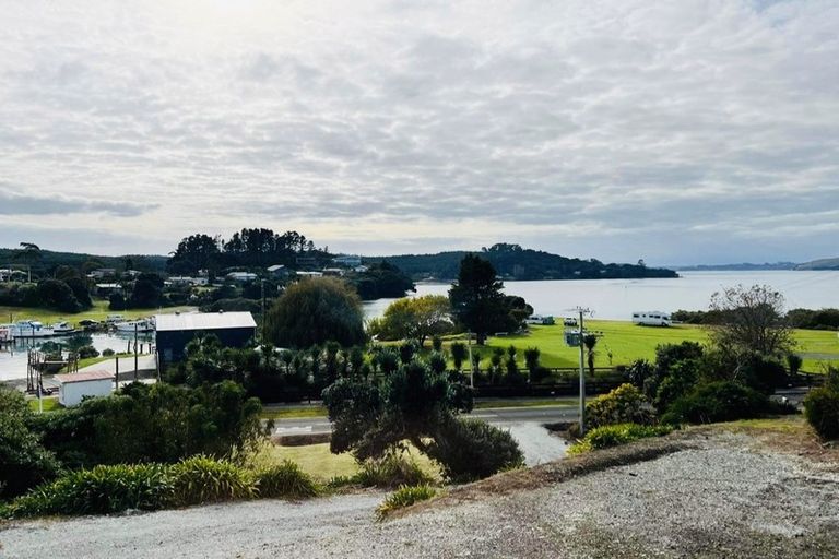 Photo of property in 12 Komiti Road, Tinopai, 0593