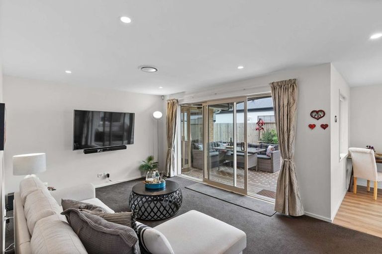 Photo of property in 8 Hoffman Street, Marshland, Christchurch, 8083