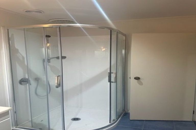 Photo of property in 9 Shannon Place, Northpark, Auckland, 2013