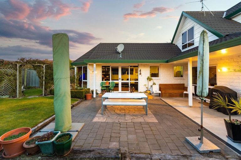 Photo of property in 5 Rubens Place, Burnside, Christchurch, 8053