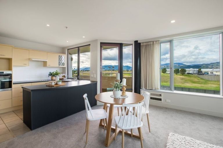 Photo of property in The Links, 6/378-382 Kapiti Road, Paraparaumu Beach, Paraparaumu, 5032