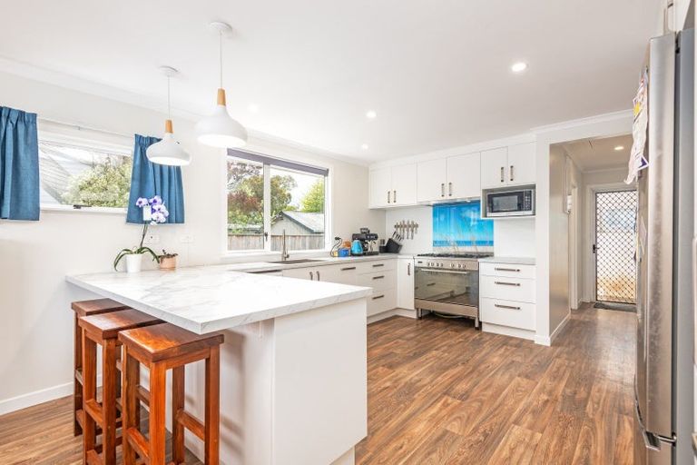 Photo of property in 176 Bridge Street, Bulls, 4818