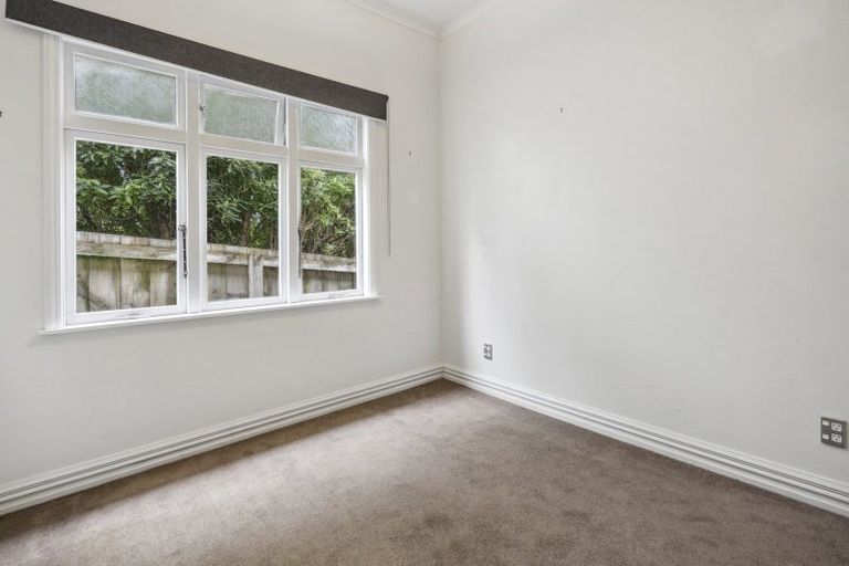 Photo of property in 24 Charlotte Avenue, Brooklyn, Wellington, 6021